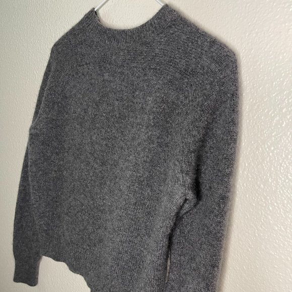 360 Cashmere | Jessica Sweater in Gray - Picture 4 of 6
